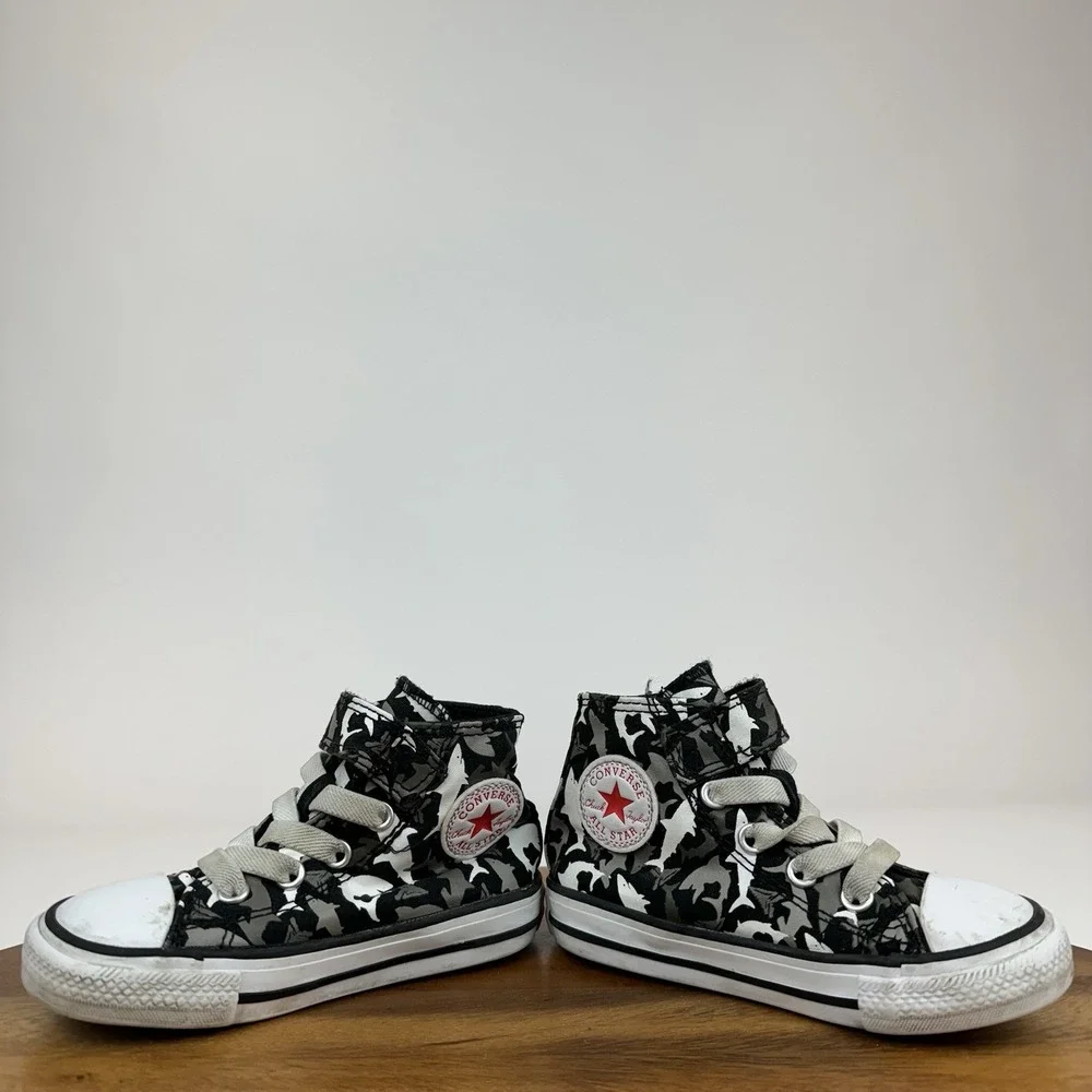 Kids Boys Converse CTAS 1V Black Sharks Canvas Hi Top Sneakers‎ Shoes Size 6 C